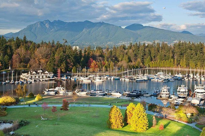 Private Tour: Vancouver Sightseeing - English Bay: Where the Sunset Plan Is Already Built In