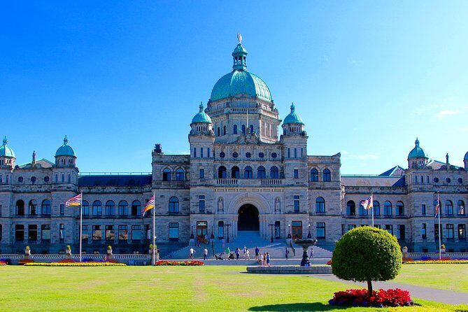 Private Tour: Victoria and Butchart Gardens Day Trip - Butchart Gardens: a timed visit that still lets you breathe