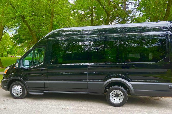 Private Transfer from Toronto Pearson Airport to Niagara - Who This Transfer Suits Best