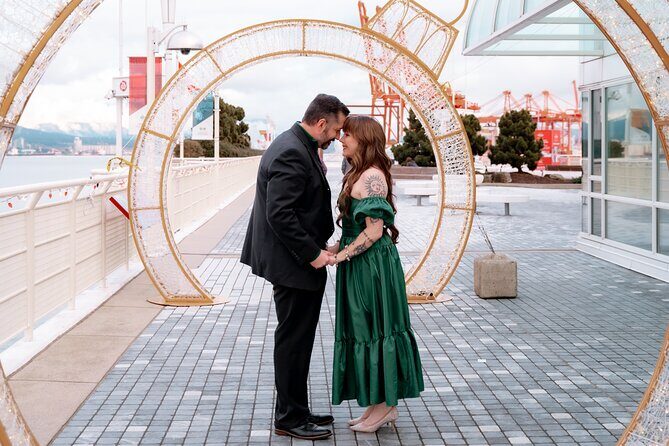 Private Vacation Photoshoot with Photographer in Vancouver - Price and value: what $142.97 per person is really buying