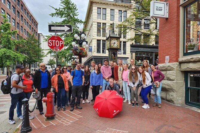Private Vancouver City Highlights Walking Tour - Price and logistics: what $139 for up to 2 people really means