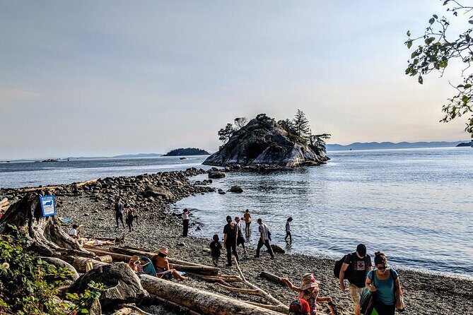 Private Vancouver Winter Fun at Peak to Peak Gondola Tour - Stanley Park First: Quick Icons Before You Hit the Mountains