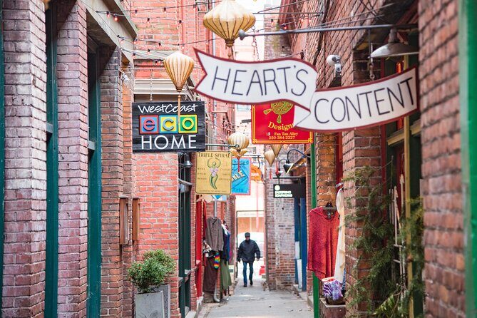 Private | Victoria City Highlights Walking Tour - Victoria’s Chinatown National Historic Site: Canada’s Oldest Chinatown