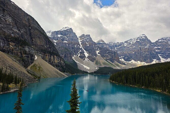Private VIP Tour in Lake Louise, Moraine and Hidden Gems - Bow Falls, Surprise Corner, and Mount Norquay: Your Rockies Photo Warm-Up