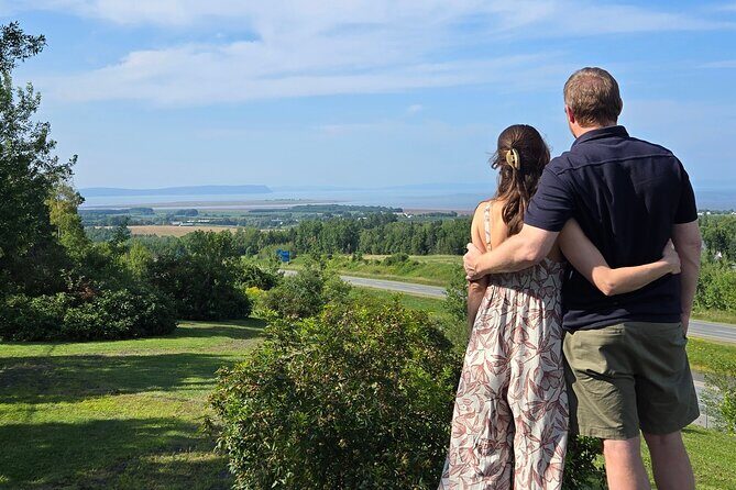 Private Wine Tours from Halifax - The Annapolis Valley plan: Three wineries and real choice