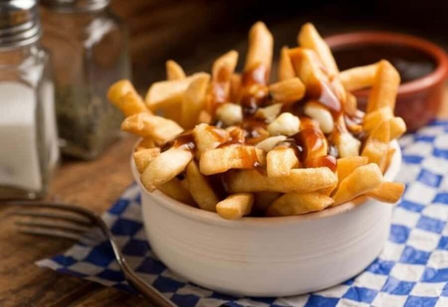 Quebec : Best Street Food Tour With A Local Guide - What you’ll actually taste: poutine, maple sweets, and more