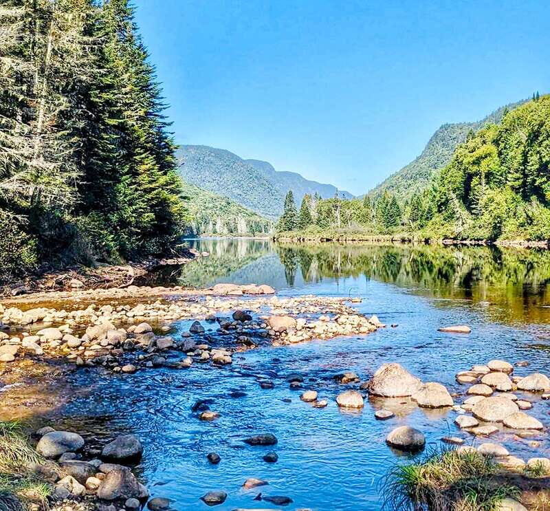 Quebec City: Guided Hike in Jacques-Cartier National Park - Morning logistics that matter: pickup, timing, and the bus factor
