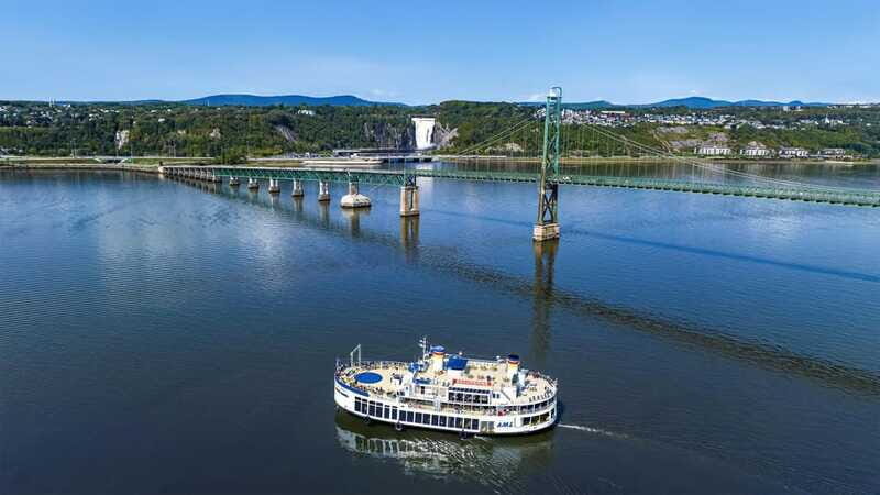 Québec City: Guided Sightseeing River Cruise - Outdoor Decks vs Indoor Warmth: How to Choose Your Seat