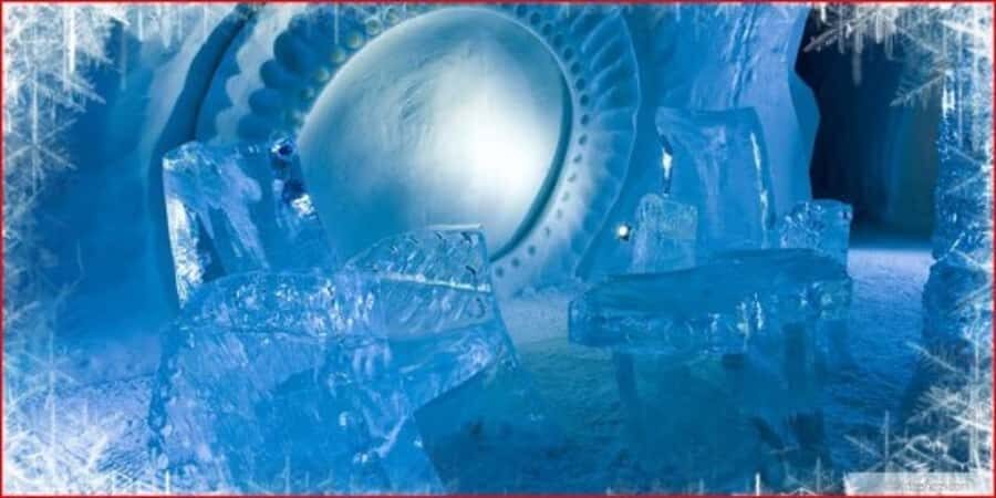Quebec City Guided Tour with Ice Hotel Visit - Château Frontenac, National Assembly Area, and Notre-Dame Basilica