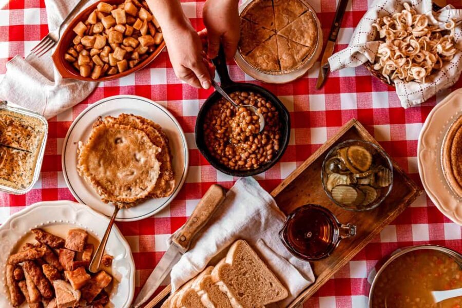 Quebec City (Lévis): self-guided sugar shack tour + meal + maple taffy - Key points before you go