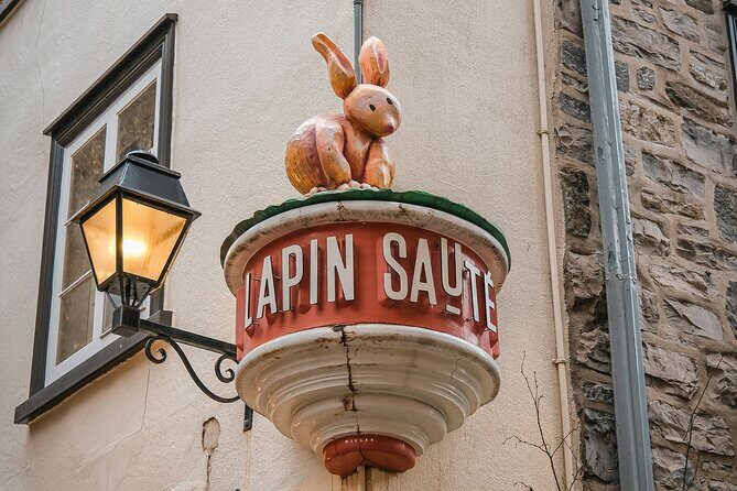 Quebec City Old Town Private Self Guided Walking Tour - A self-guided Old Town loop you can actually finish