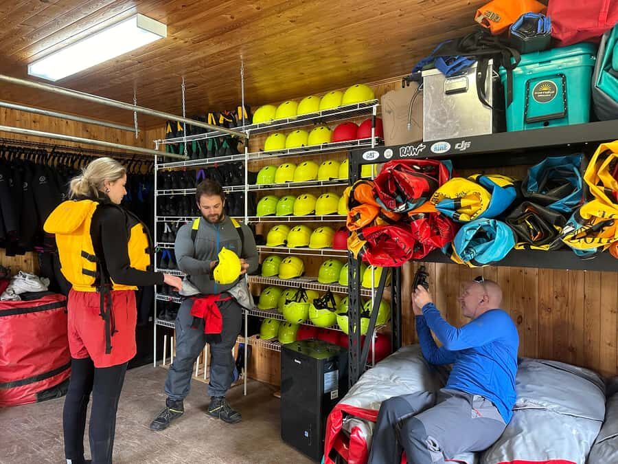 Quebec City: Rafting or kayaking – Jacques-Cartier Canyon - The fun parts: cliff jumping, swimming, and the real river rhythm