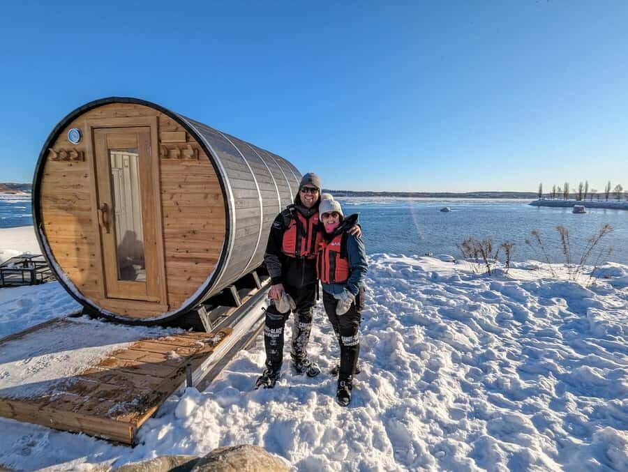 Quebec City: Sunset Ice Canoe Experience with Sauna - Physical Level, What to Wear, and Who Should Skip This