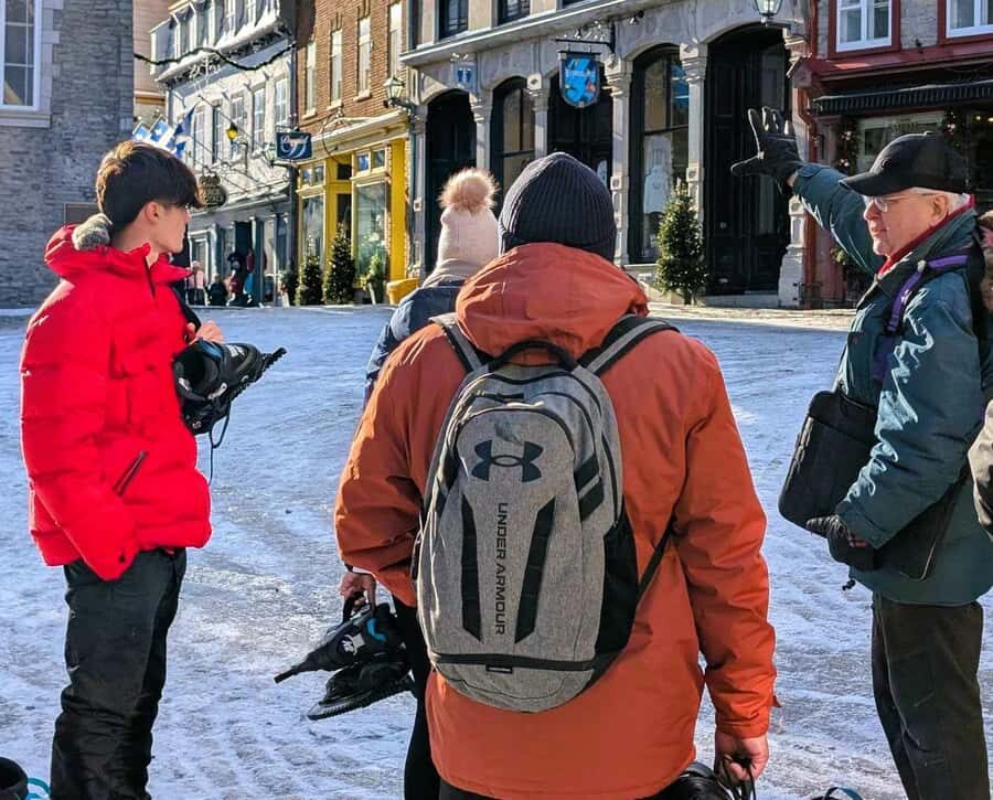 Quebec City: Winter Magic Tour - Funicular ride: the shortcut to big views