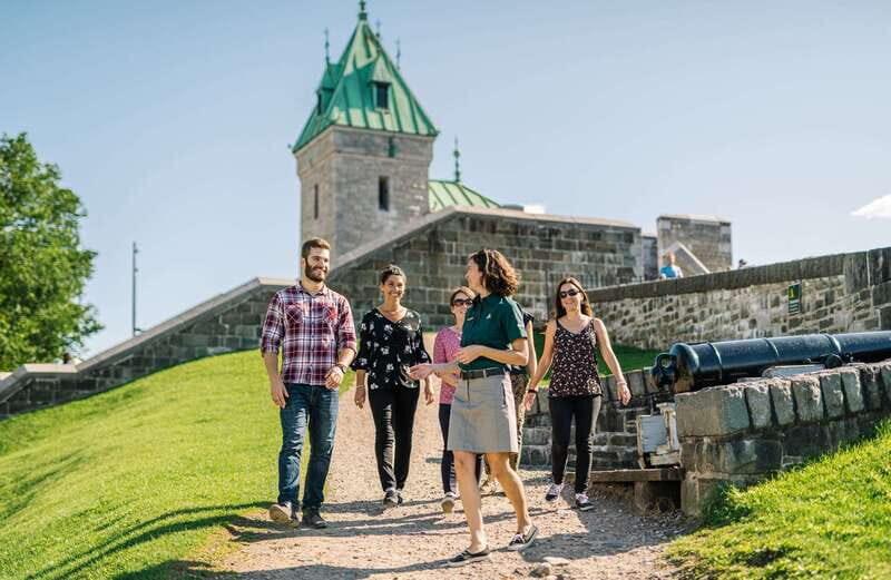 Québec: Fortifications-of-Québec Guided Walking Tour - The first views: St. Lawrence River + Citadelle context