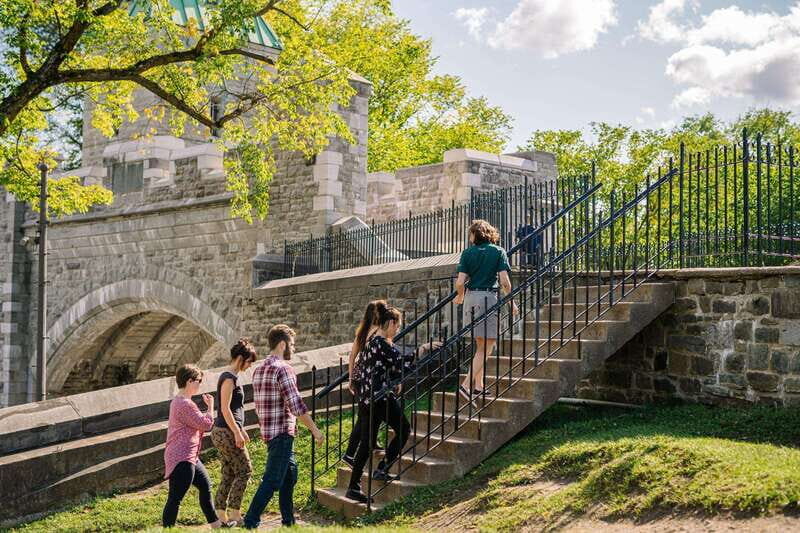 Québec: Fortifications-of-Québec Guided Walking Tour - Inside a soldiers’ casemate: the part most people remember