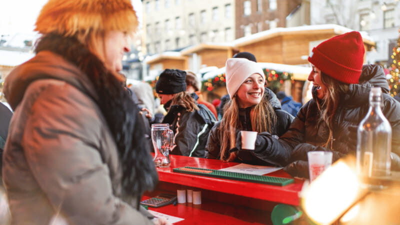 Quebec: German Christmas Market Tasting Tour - Warm-Up Stop: Glühwein and the Winter-Friendly First Sip