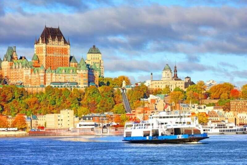 Quebec: Private custom tour with a local guide - Public transport support and what you should expect day-of