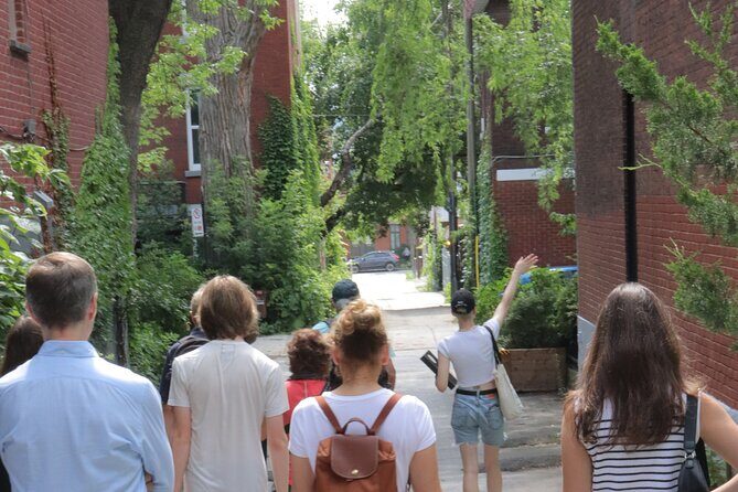 Rabbis, Writers and Radicals: Montreal Jewish History Walking Tour - Small Group Size: The Ceiling That Helps You Hear and Ask