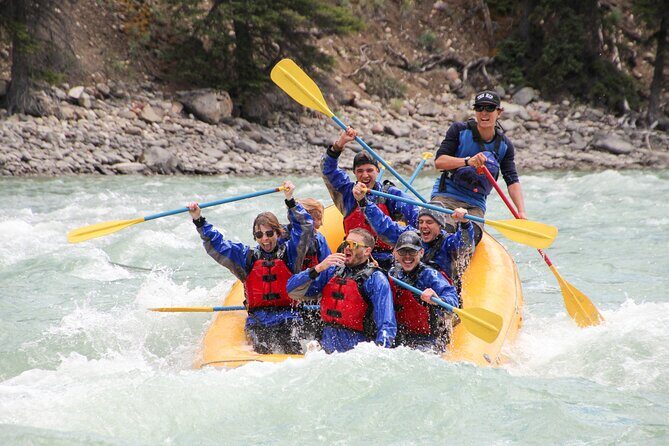 Rafting on Athabasca River Mile 5 in Jasper - Class II rapids: fun splashing, controlled energy