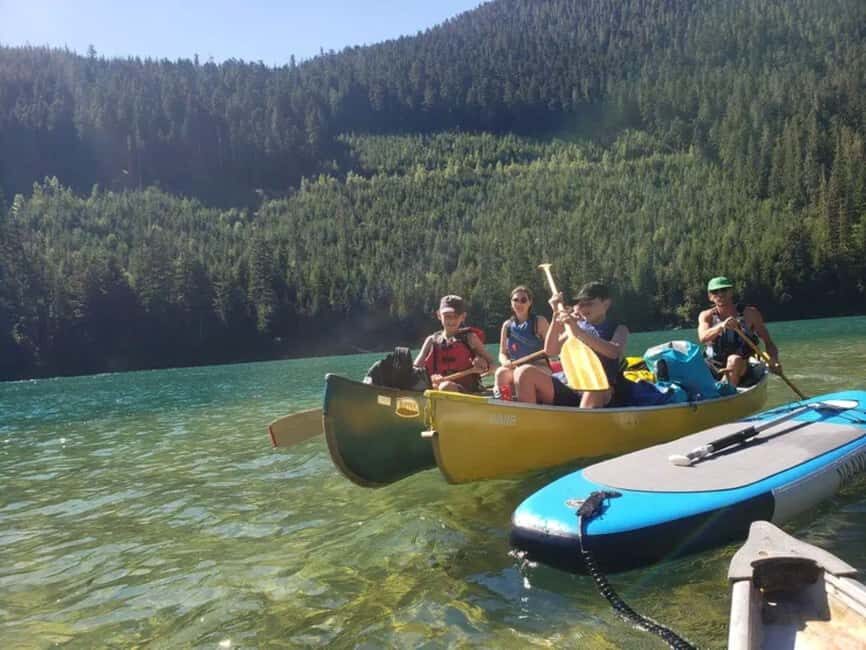 Revelstoke: Guided Canoe Tour with Snacks - Snacks and water: small inclusions that change how the tour feels