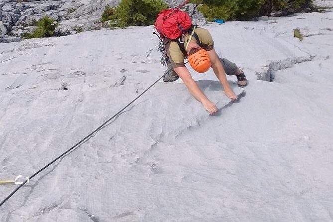 Rock Climbing Adventure in Banff: Beginner - The climbing flow: how you get real reps (not just one attempt)