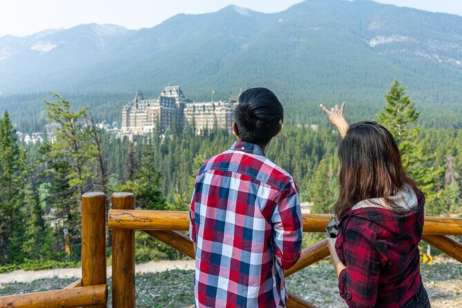 Rockies Western Canada Iconic Sites Tour - Day 1: Vancouver to Whistler via Sea-to-Sky waterfalls