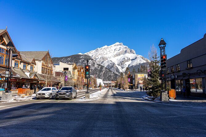 Rockies Winter Premium Tour - Starting at Canada Place: early departure and an easy downtown meeting