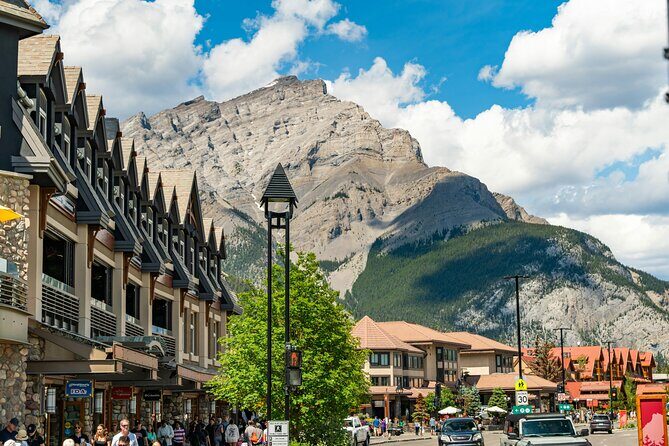 Rocky Mountain Adventure - Day 1 from Kamloops to Jasper: waterfalls, the big wall, then a rustic hostel night