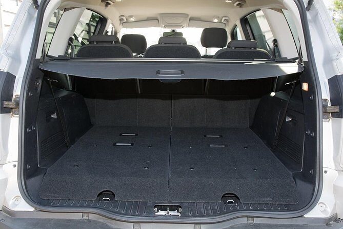 Roundtrip Private Transfer from Vancouver Airport (YVR) - Luggage rules: one suitcase is fine, but plan carefully