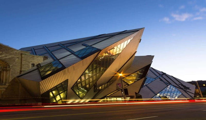 Royal Ontario Museum Revealed: A Guided Tour Through History - Egyptian Mummies and Ancient Relics: How the Tour Builds Meaning