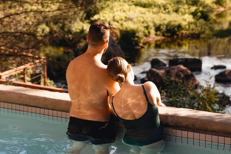 Saint-Sauveur: relaxation session in a Nordic thermal spa - Strøm Saint-Sauveur: the Simon River makes the Nordic concept real