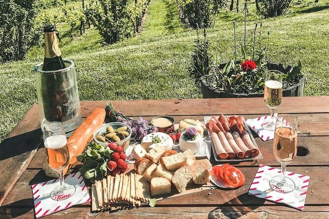 Salt Spring Island "Artisan Trail" Hop On Hop Off Tour! - Key things I’d plan around