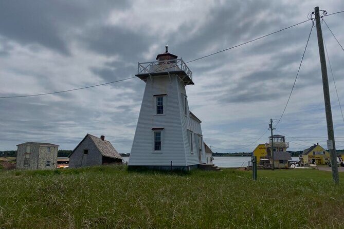 Self Guided Audio Driving Tour of the North Shore of PEI - North Shore Fishing Towns: Rustico, History, and Coastal Character