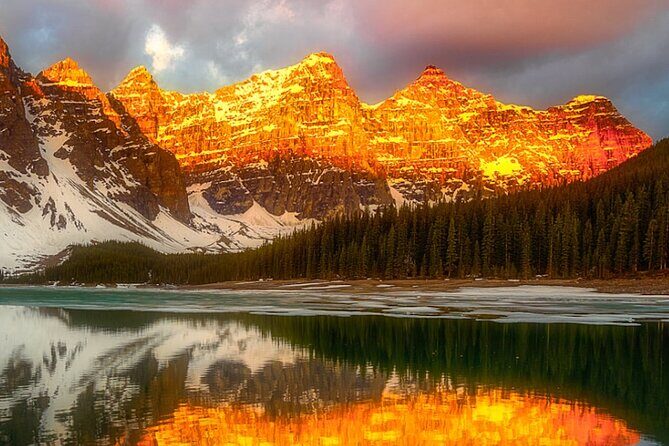 Shuttle Bus 2way BANFF to Lake louise & Moraine lake(1 hour each) - Moraine Lake morning stop: sunrise timing and the Rockpile viewpoint