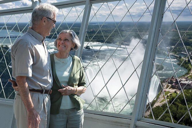 Skylon Tower, Niagara Falls Ontario Observation Deck Admission - Night lights and fireworks: planning for the best atmosphere