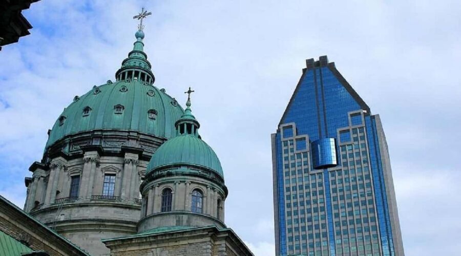 Small group: Toronto, Montreal, Quebec & Niagara 4-Day Tour - The small-group pace (up to 13) and why it matters