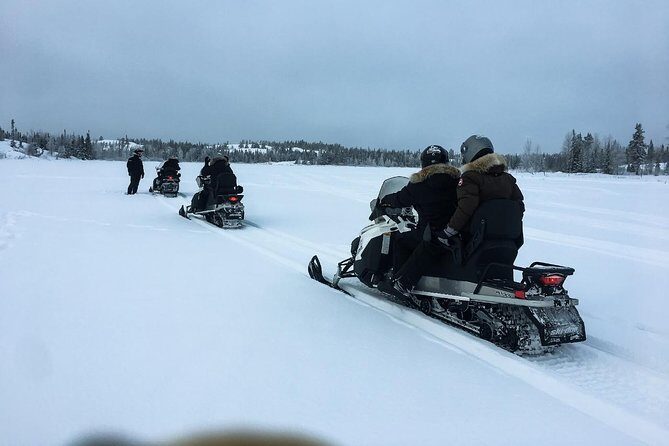 Snowmobile Tour from Yellowknife - Yellowknife Snowmobiling That Starts With Skills, Not Stress