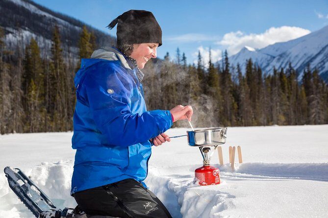 Snowshoeing Tour to the Paint Pots - The guides: what good guiding actually looks like here