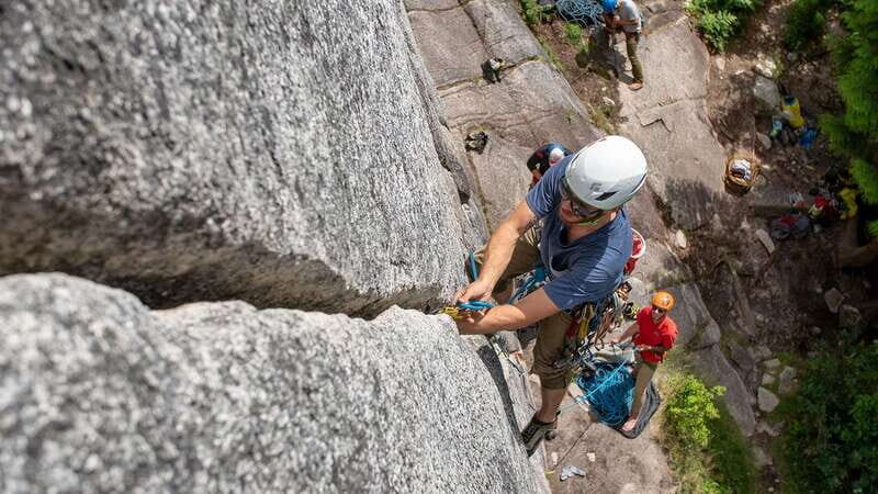 Squamish: Rock Climbing Beginner Experience - Should you book this Squamish beginner climbing session?