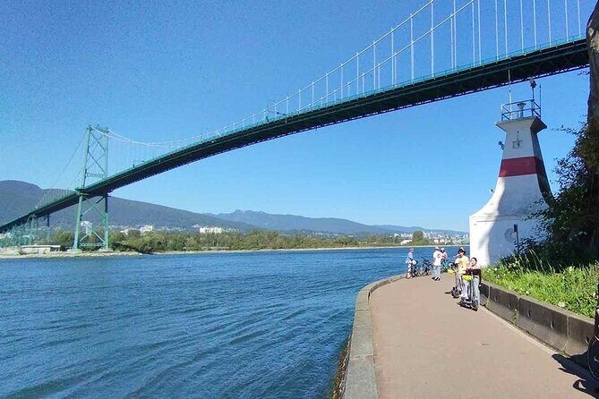 Stanley Park Bike Adventure with Lux Car Pick Up Affordable Easy - Getting started at Burrard Skytrain: bikes, helmets, and a calm start