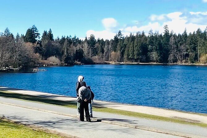 Stanley Park Seawall E-scooter Rental with Self Guided map - Brockton Point Lighthouse: Views Toward Lions Gate Bridge