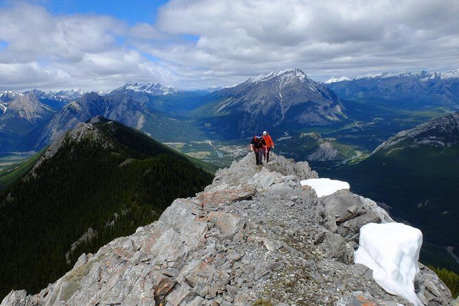 Sulphur Mountain Highline Trek in Banff - Following a route with a certified ACMG guide (and why it changes your day)