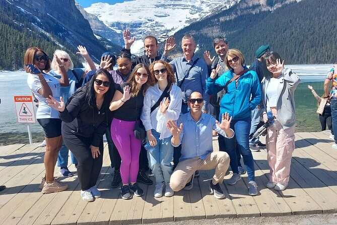 Sunrise at Moraine Lake & Lake Louise from Calgary/Canmore/Banff - What to Bring for a Chilly Sunrise (and Avoid Regrets)