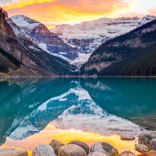 Sunrise or Sunset/Stargazing Tour at Moraine Lake from Banff - Price and value: how $98 makes sense (and when it might not)