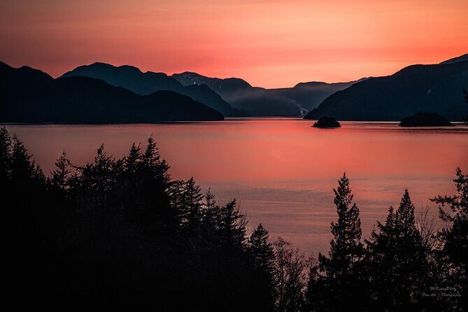 Sunset Boat Cruise in Vancouver - Quick hits before you go