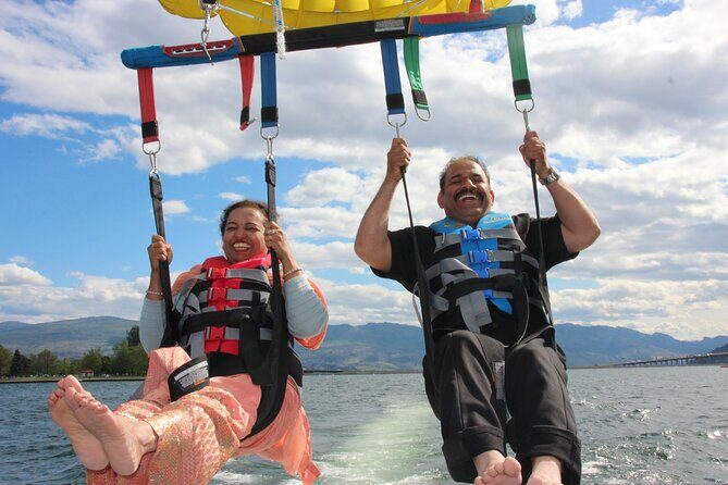 Tandem Parasailing Experience in Kelowna - Key things to know before you fly