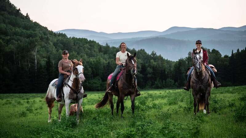 The Montagnarde: Guided horseback ride on mountain trails. - What the Guided Ride Feels Like on Rustic Mountain Trails