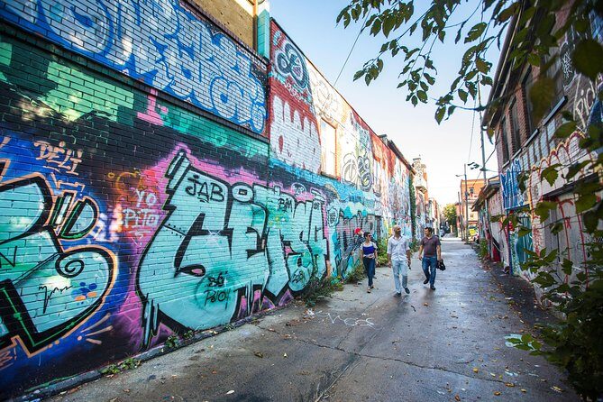 The Montreal Street Art & Mural Tour - Stop 1: Plateau-Mont-Royal’s quiet lanes and big mural moments