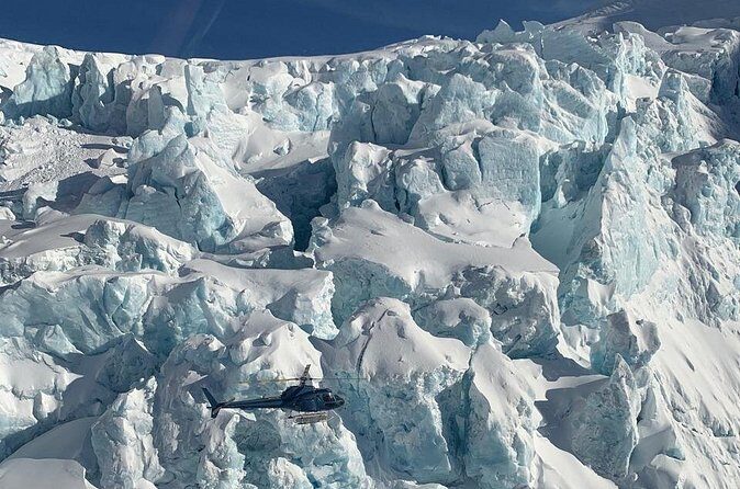 The Sea to Sky Helicopter Sightseeing Tour - Weight, fitness, and what it means for you